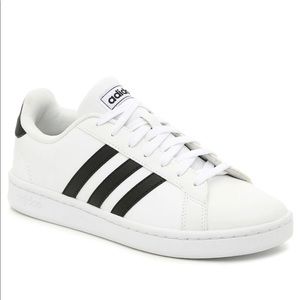 Adidas Grand Court Sneaker - Like New - Worn 2x - Sixe 7 1/2